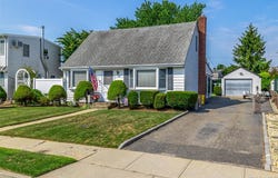 190 Cottage Boulevard, Hicksville, NY 11801