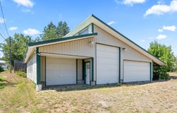 523 W 3rd St, Newport, WA 99156