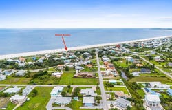 140 Pine St, Mexico Beach, FL 32456