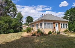 323 N Main, CHADRON, NE 69337