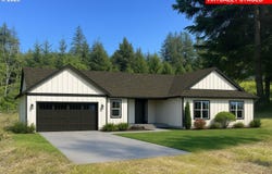 2261 Timberline Dr., Coos Bay, OR 97420