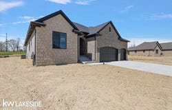 720 Marlayna, Oxford, MI 48371