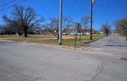 300 S Mill Street, Bowie, TX 76230