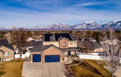 9995 S CADDIE Cir W, South Jordan, UT 84009