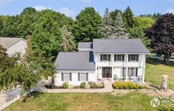 4675 Bluegrass Drive SE, Grand Rapids, MI 49546