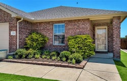 552 Lincoln Avenue, Lavon, TX 75166