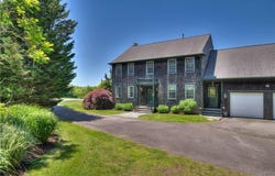 121 King Charles Drive, Portsmouth, RI 02871