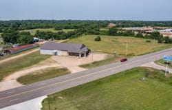 1910 E Jackson Street, Hugo, OK 74743