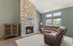 1113 Sheffield Boulevard, London, OH 43140