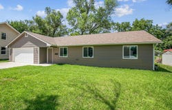 412 E Clark Ave, Augusta, KS 67010