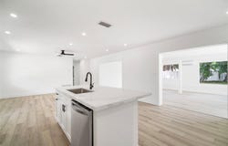 405 W SHADE DRIVE, VENICE, FL 34293