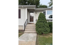 56 Janet Circle, Bridgeport, CT 06606