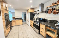 15 LAUREL Circle, NEWTOWN, PA 18940