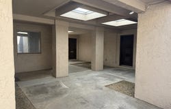 2701 E THOMAS Road, Phoenix, AZ 85016