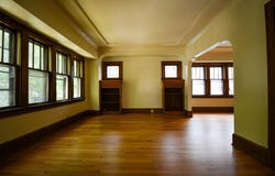 2555 N 51st St, Milwaukee, WI 53210
