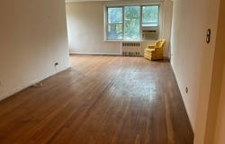 18-70 211 St., Bayside, NY 11360
