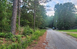 Elgin Rd, CAMDEN, TN 38320