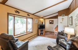 Nevada, IA 50201