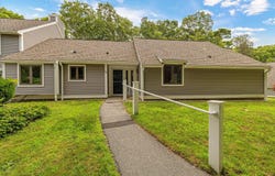 20 Woodrise Road, Falmouth, MA 02540