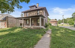 824 N Michigan Street, Plymouth, IN 46563