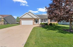 4662 Helmsworth Drive NE, Canton, OH 44714