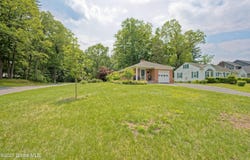 10 Werner Avenue, Bethlehem, NY 12054
