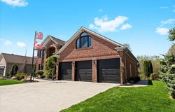 32560 Stefano Drive, Brownstown, MI 48173