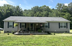 3567 Leatherwood Road, Garrison, KY 41141