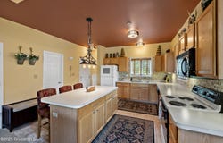 73 Liftside Drive, Hunter, NY 12485