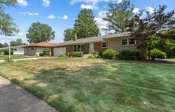 9005 Cottage Grove Avenue, Highland, IN 46322