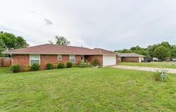 802 Jay Drive, Noble, OK 73068