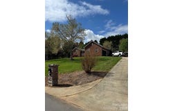 186 Chesterfield Drive, Taylorsville, NC 28681