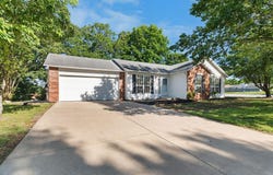 230 Meadow Ridge N, Branson, MO 65616