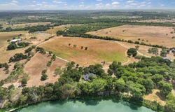 1196 Loch Lane, Seguin, TX 78155