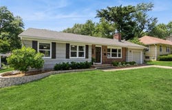 7718 Pawnee Street, Prairie Village, KS 66208