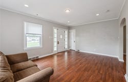 1250 NE 52nd Avenue, Des Moines, IA 50313
