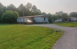 10761   South County Road 150 W, English, IN 47118