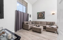 11150 E Glenoaks Blvd, Pacoima, CA 91331