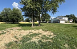 5654 N Vinton Hills Drive, Fairland, IN 46126