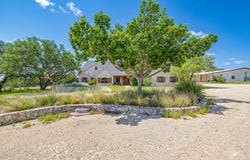 6873 Green Oaks Dr, Christoval, TX 76935