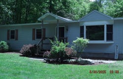 104 Raspberry Drive, Canadensis, PA 18325
