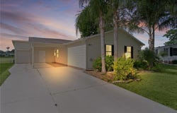 1815 KAUFMAN CIRCLE, LADY LAKE, FL 32159