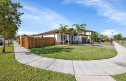 2594 SE 2nd St, Homestead, FL 33033