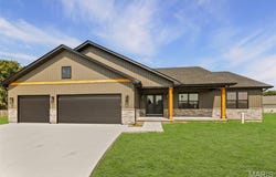 162 Gabrielle Circle, Bethalto, IL 62010