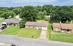 105 N Circle B, Roland, OK 74954