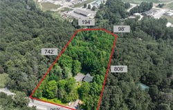 8 Deer Run Road, Holland, NY 14080