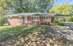 264 E Broad Street, Winder, GA 30680