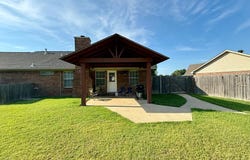 1302 WINDOVER LANE, West Memphis, AR 72301