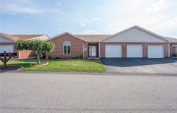 812 Everview Ln, Derry Twp, PA 15627