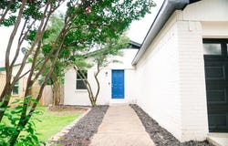 808 Hollow Creek Road, Burleson, TX 76028